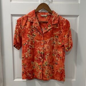 Vtg Tommy Bahama Women’s Hawaiian Shirt 100% Silk Short Sleeve Size Small Floral